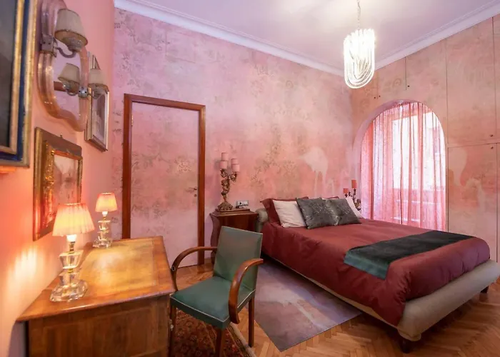 Maison Et Lorangerie * Рим