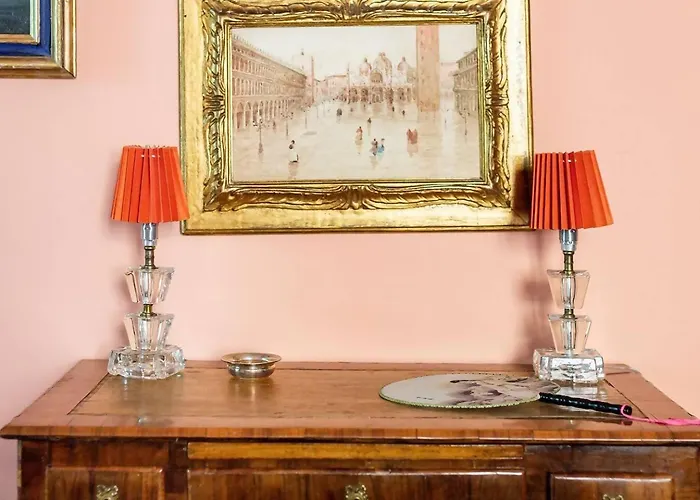 Maison Et Lorangerie Рим